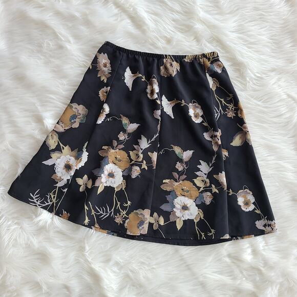 Vintage Dresses & Skirts - Vintage Floral Skirt Mini 90's 2000's Black Boho High Waist 6 Cottagecore Goth